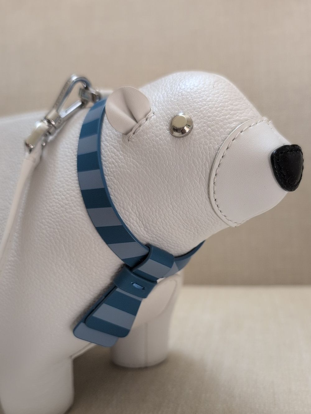 Kate Spade Arctic Friends Polar Bear Crossbody Bag Clutch - Picture 2 of 13